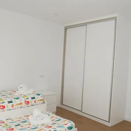 Olive House - 4 Bedrooms Holiday home Gafanha da Nazare