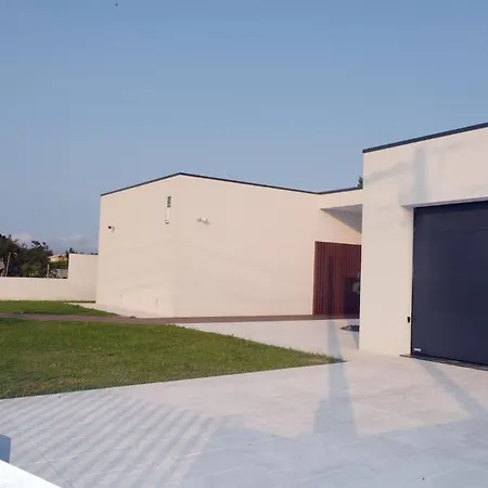 Olive House - 4 Bedrooms