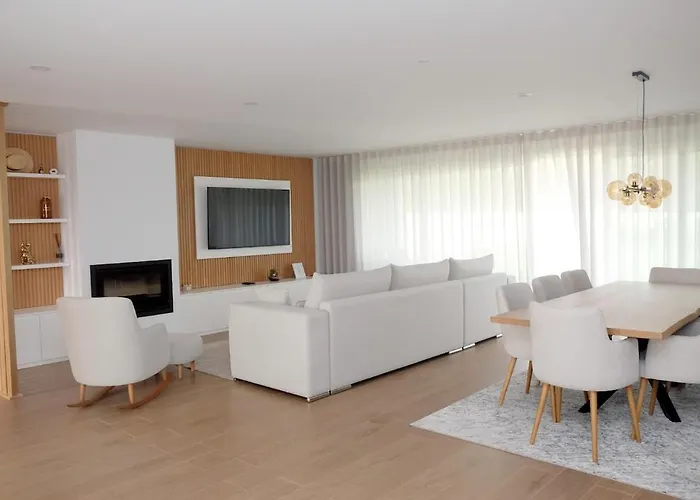 Olive House - 4 Bedrooms Tatil Evi