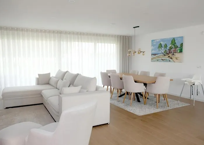 Olive House - 4 Bedrooms